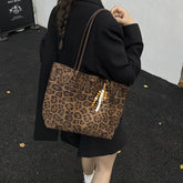 Leisure Large Capacity Leopard Print Hand - held Tote Shoulder Bag - Rezaro